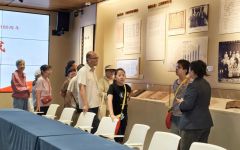 赵家楼社区走进律师博物馆参观“抗日战争胜利80周年”主题展览